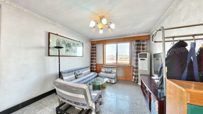 英雄山路136号二手房实景图