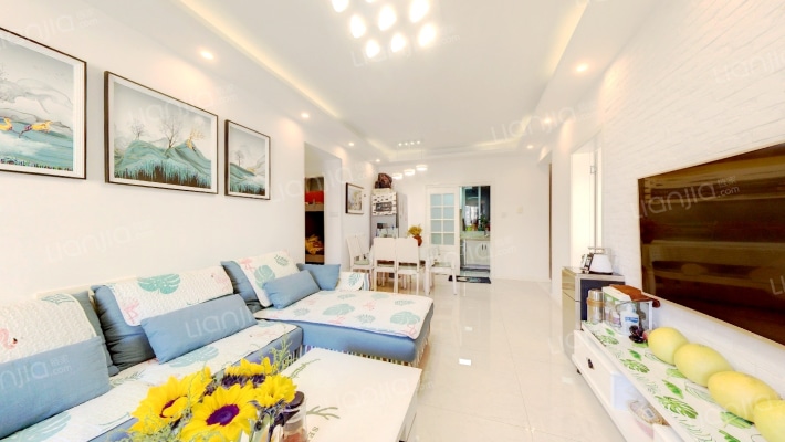 合能珍宝翡翠二手房实景图