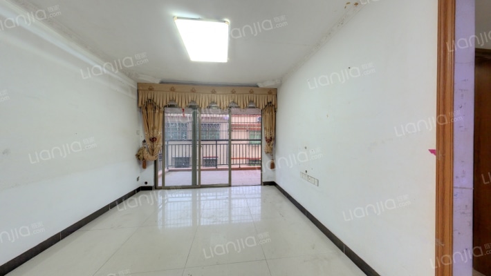 家富华府二手房实景图