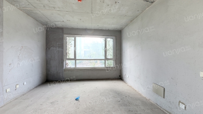 兴鸿源·阳光华苑二手房实景图