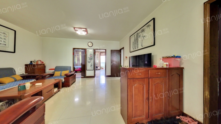 房管小区3号楼二手房实景图