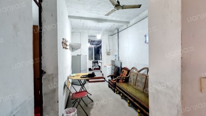 新鸣巷3号二手房实景图