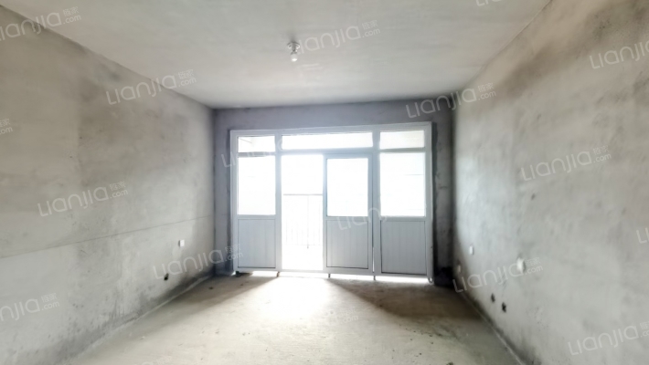 贾鲁嘉苑B区二手房实景图