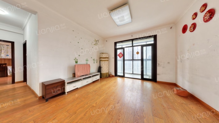 湖大琴园二手房实景图