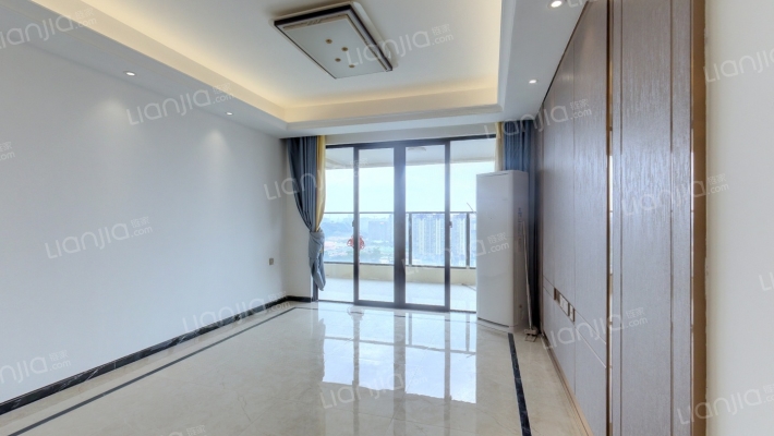 彰泰红二手房实景图