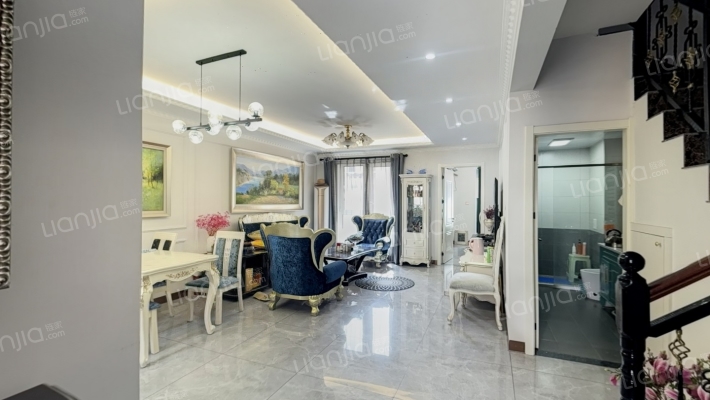 鸿坤·葡萄酒小镇·悦山湖二手房实景图