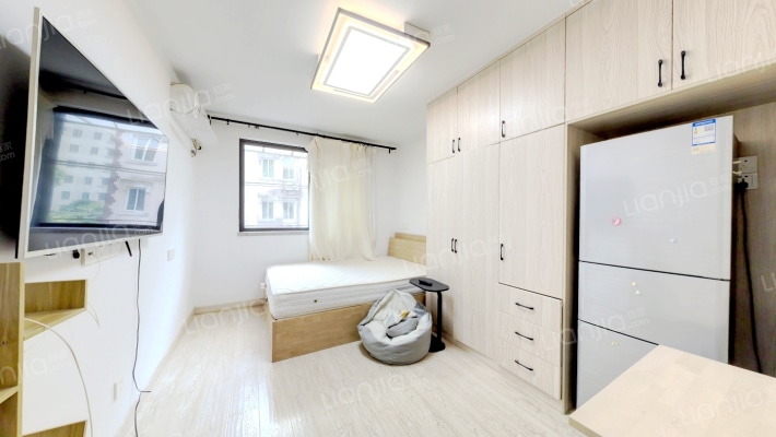 中科新苑二手房实景图