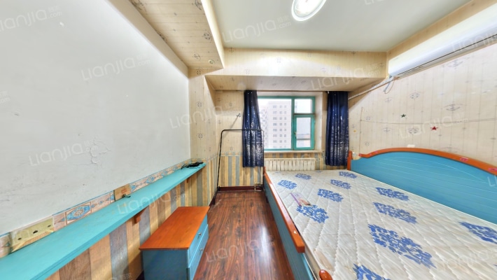 1世界公寓二手房实景图