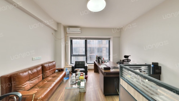 宋都奥体名座二手房实景图