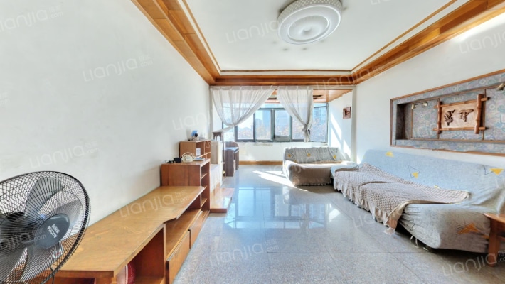 宝山南路564号二手房实景图