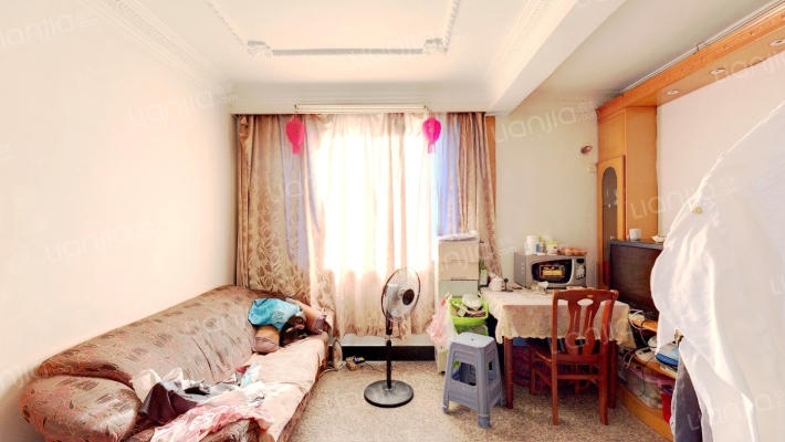 新园新村A座二手房实景图