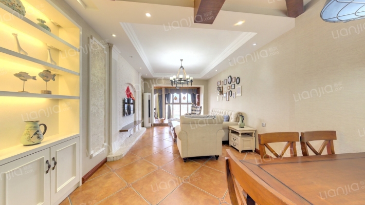 翡翠中心二手房实景图