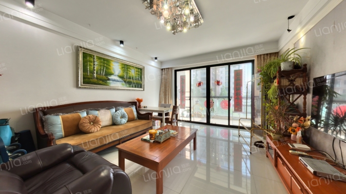 湖畔天城二手房实景图