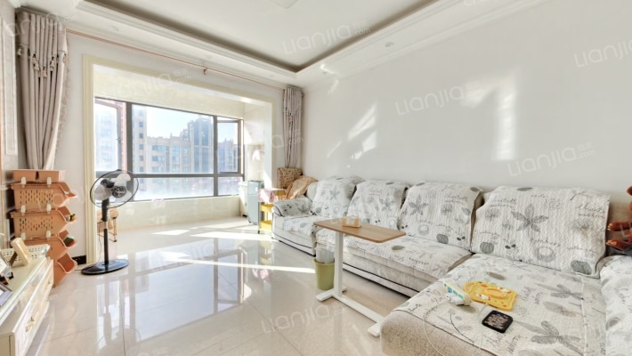 中骏蓝湾香郡二手房实景图