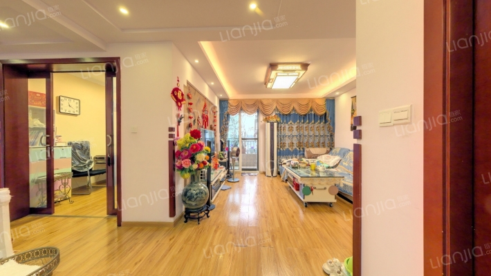 世茂城二期二手房实景图