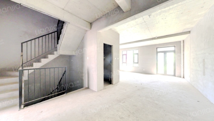 剑桥郡郡湾东区二手房实景图