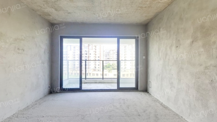 彰泰金科·博翠漓江二手房实景图