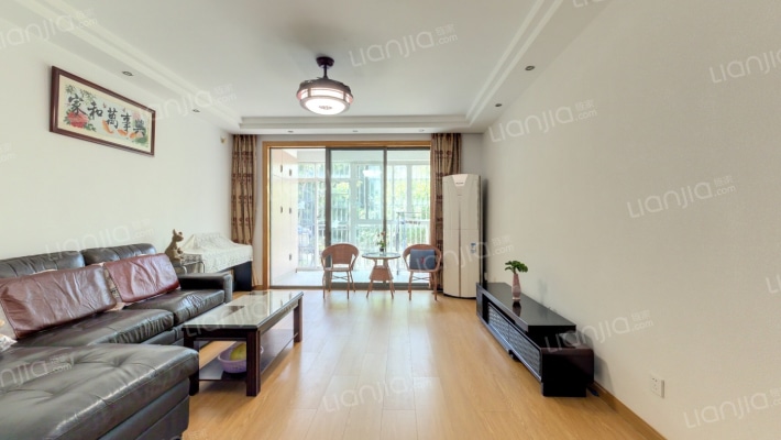 逸仙华庭二手房实景图