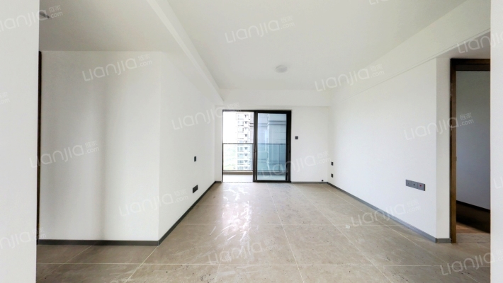 融创云水观棠二期二手房实景图