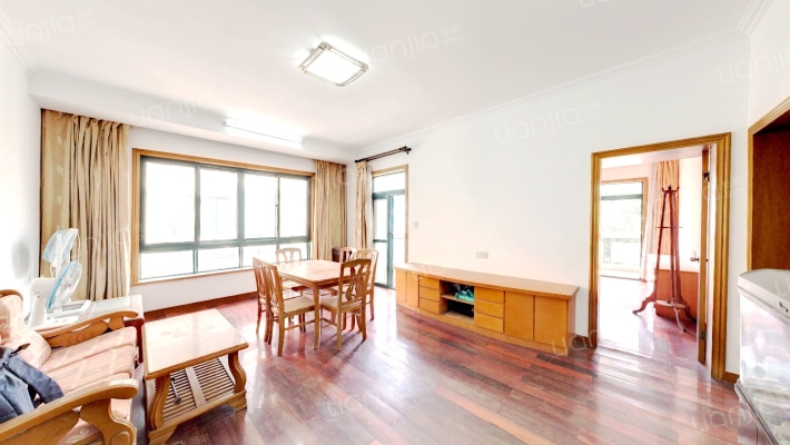 森海豪庭二手房实景图