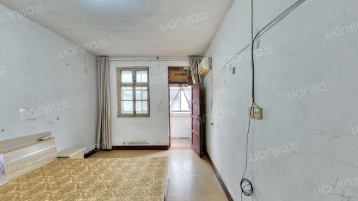 梁苑新村二手房实景图