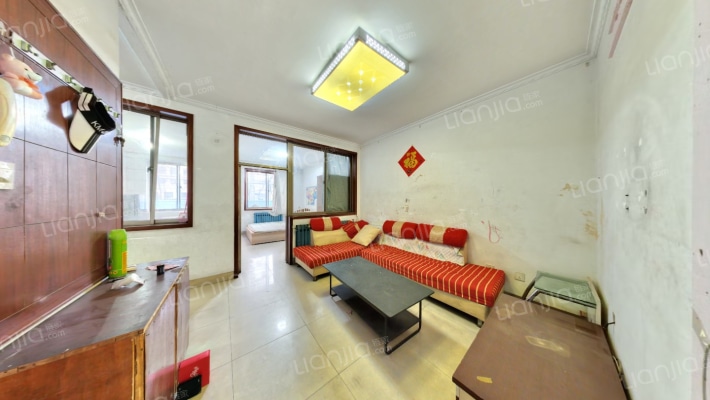 乐源小区二手房实景图