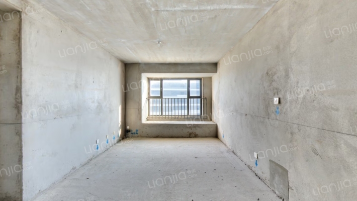 富力东堤湾畔二手房实景图