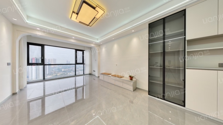 文泰·蔚蓝半岛二手房实景图