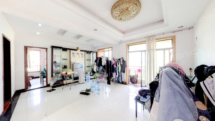 东凤穗茵庭二手房实景图