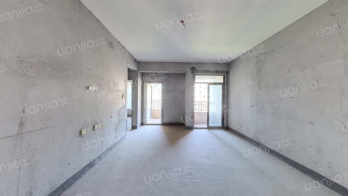 江山赋悦江城二手房实景图