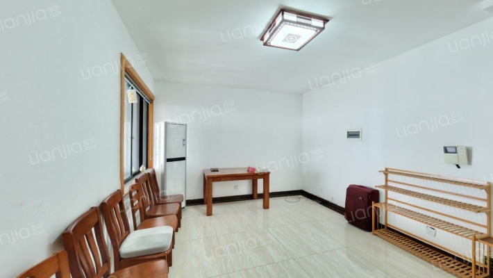 天城湖光山色二手房实景图