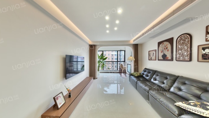 名士豪庭3区二手房实景图