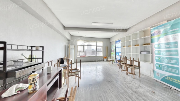 萨菲尔名邸二手房实景图