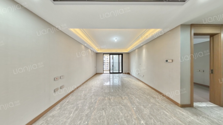 艺荟兰苑二手房实景图