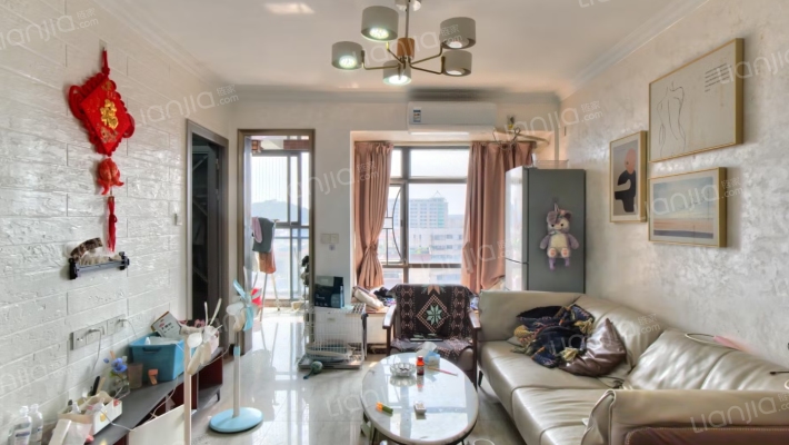 英煌新座二手房实景图