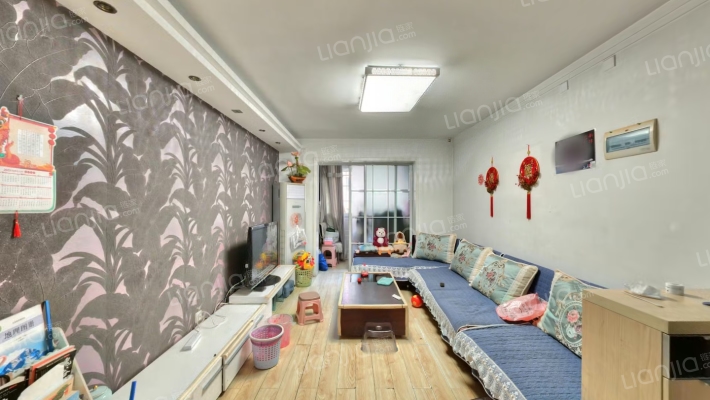 龙翔香格里拉南区二手房实景图