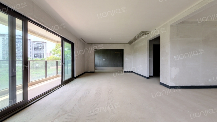 昆明融创文旅城漫海苑北区二手房实景图