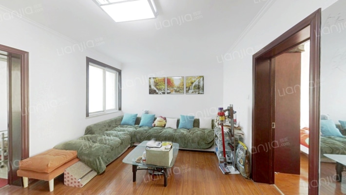 新港小区二手房实景图