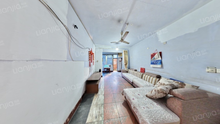 新都一中家属院二手房实景图