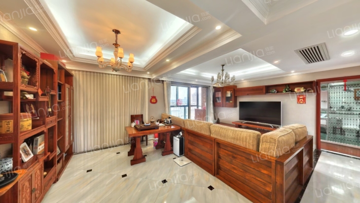 荣和大地二组团二手房实景图