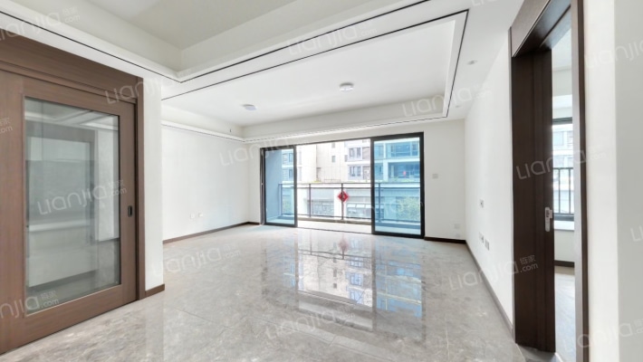 万科清水甲第莫隐二手房实景图