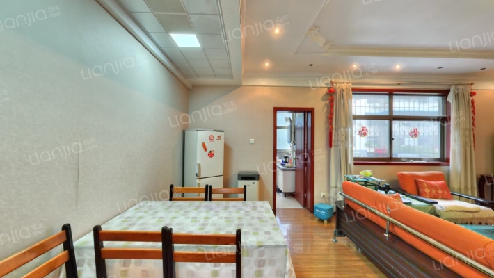 财政局家属院二手房实景图