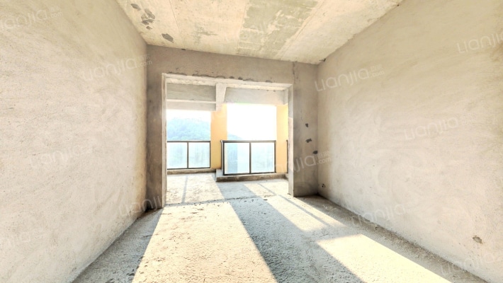 华泓四季嘉园二手房实景图