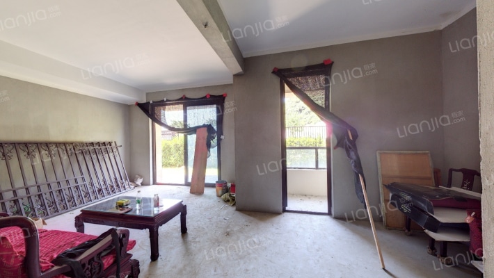 花屿湖郡东区二手房实景图