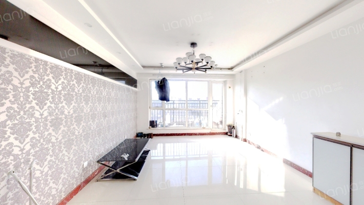 亿海阳光一期二手房实景图