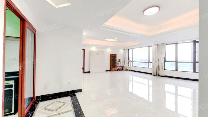 金钻豪庭二手房实景图