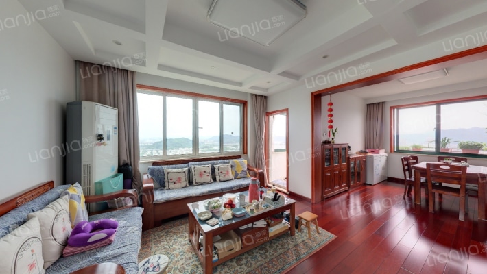 水岸香堤二期铂湾二手房实景图