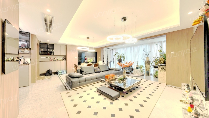 正黄翡翠堂二手房实景图