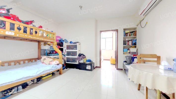 华东商业城商务公寓二手房实景图