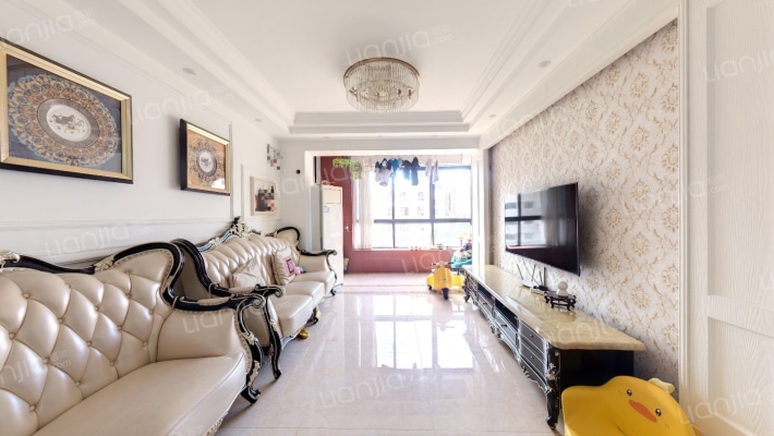 中房·翡翠湾二手房实景图